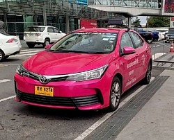 toyota altis taxi